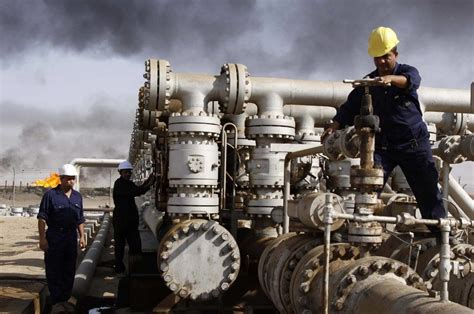 Iraq moves toward easing its energy crisis with $27B TotalEnergies deal, but challenges remain
